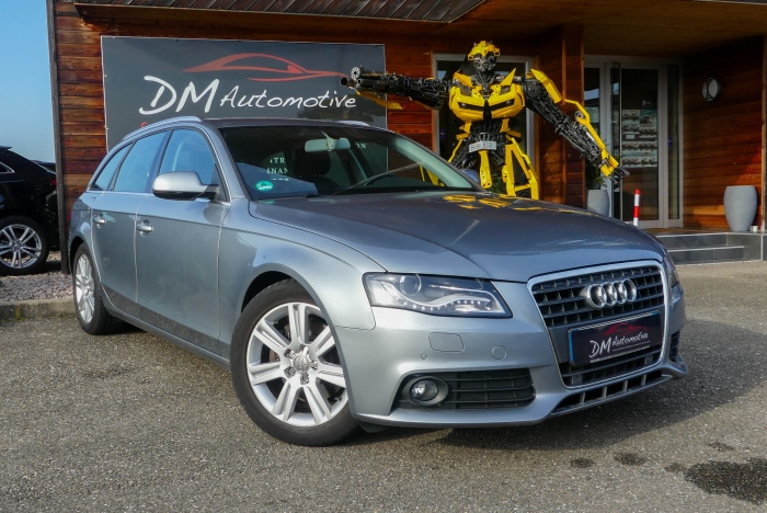 Audi A4 Avant (3) 2.0 TDI 136 DPF AMBIENTE 10990 euros