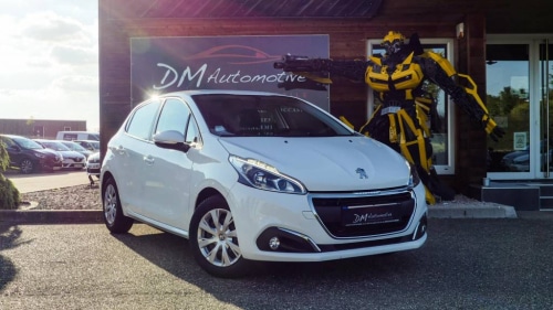 Peugeot 208 1.2 PureTech 82 Active 8990 euros