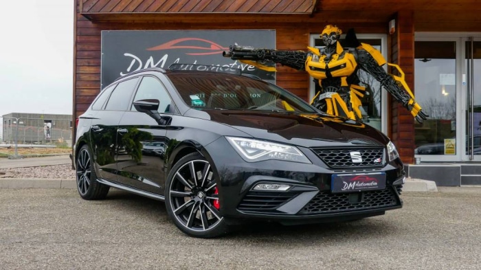 Seat Leon Cupra ST (3) 2.0 TSi 300 DSG 4Drive Cupra 30490 euros