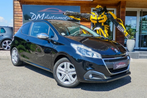 Peugeot 208 1.2 PureTech 82 Style 8490 euros