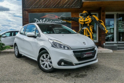 Peugeot 208 1.2 PureTech 82 Active 8290 euros