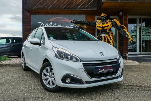 Peugeot 208 1.2 PureTech 82 Active 8990 euros