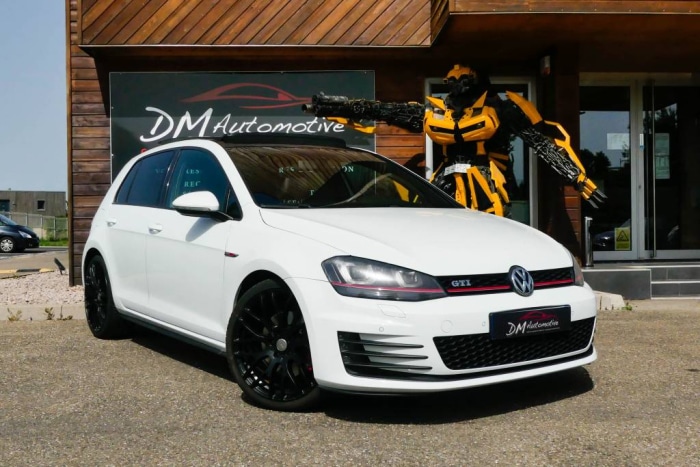 Volkswagen Golf (7) 2.0 TSI 220 BVM6 GTI BMT 16990 euros