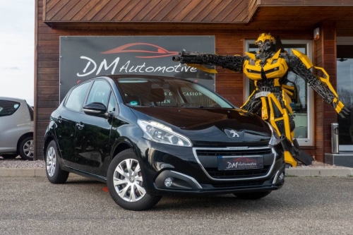 Peugeot 208 1.2 PureTech 82 Active 10490 euros