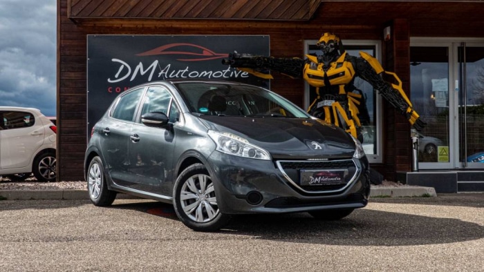 Peugeot 208 1.2 VTI 82 Active 8990 euros