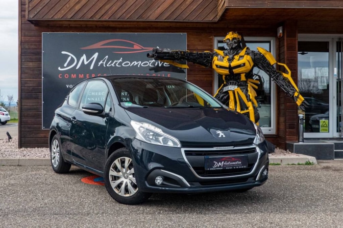 Peugeot 208 1.2 PureTech 82 Active 8990 euros