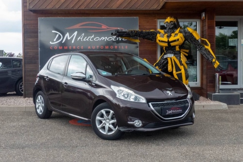 Peugeot 208 1.2 VTI 82 Urban Soul 9490 euros