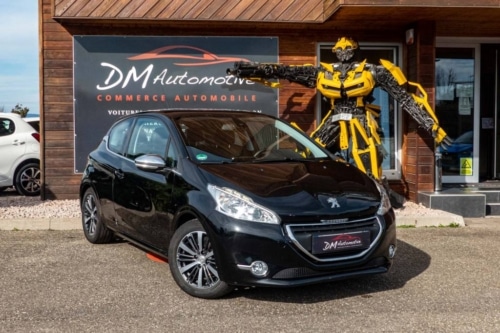 Peugeot 208 1.6 VTI ALLURE 8290 euros