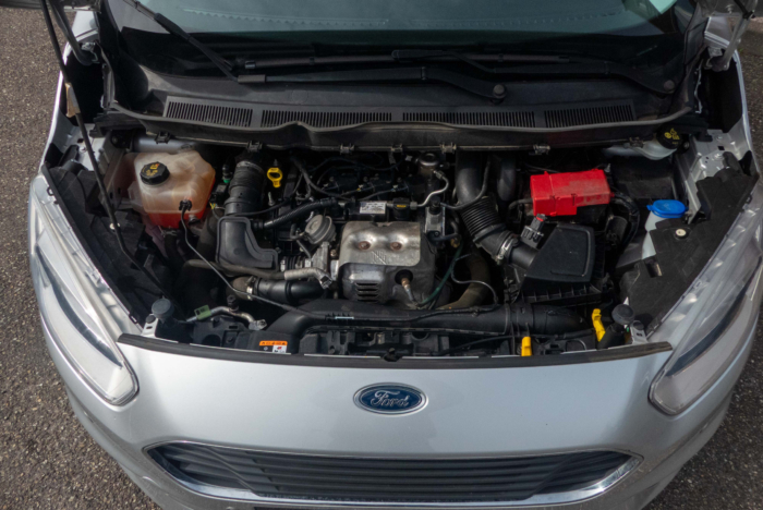 Ford TOURNEO COURIER 1.0E100 BV5 TITANIUM – Image 3