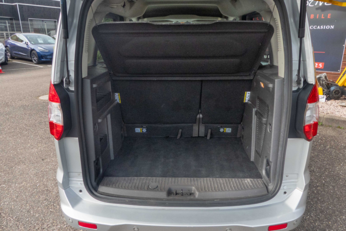 Ford TOURNEO COURIER 1.0E100 BV5 TITANIUM – Image 6