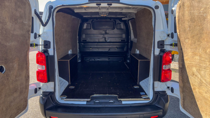 Peugeot Expert (3) 2.0 BLUEHDI 120 S&S LONG PREMIUM – Image 6