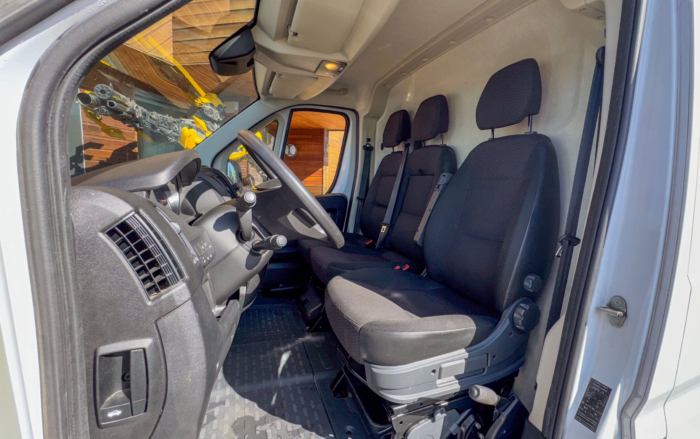 Peugeot Boxer (2) BlueHDi 140 S&S 333 L2H2 – Image 8