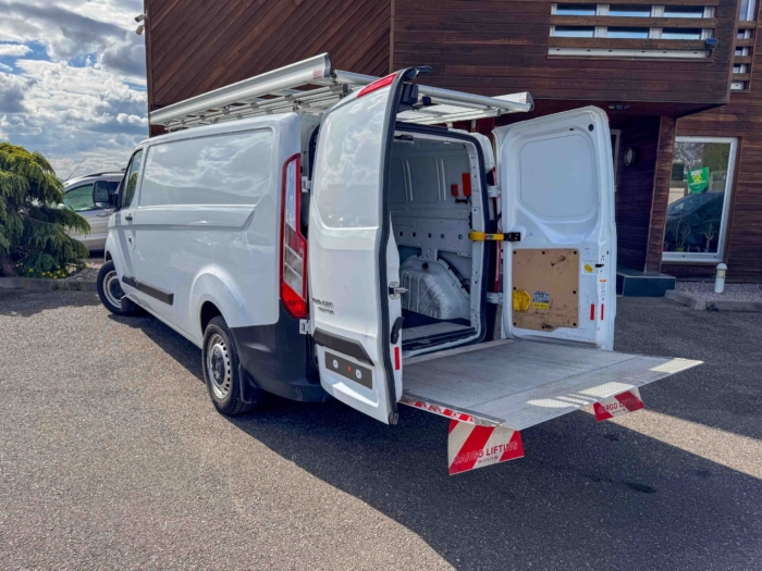 Ford Transit Custom 2.0 ECOBLUE 130 340 L2H1 AMBIENTE – Image 8
