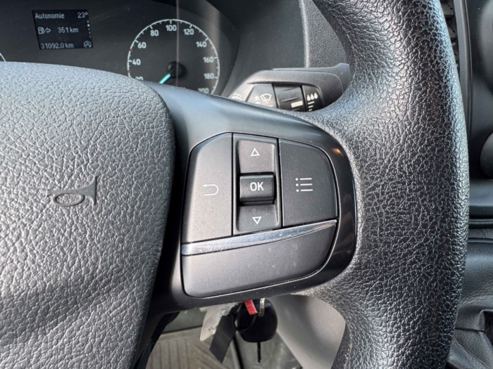 Ford Transit Custom 2.0 ECOBLUE 130 340 L2H1 AMBIENTE – Image 17