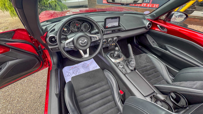 Mazda MX-5 (4) 2.0 SKYACTIV-G 184 Homura ST – Image 7