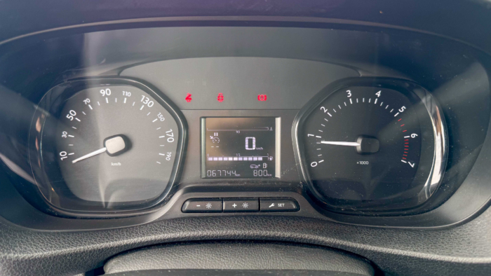 Peugeot Expert (3) BLUEHDI 145 S&S LONG PREMIUM – Image 12