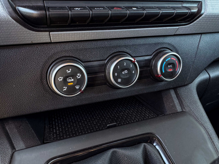 Renault Kangoo (3) GD CONFORT - TCE 100 – Image 19