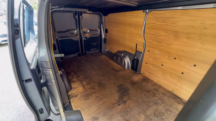Citroën Jumpy (3) XL 2.0 BlueHDi 120 S&S BVM6 Driver – Image 21