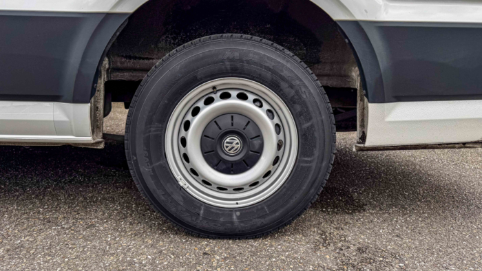 Volkswagen Crafter (2) 2.0TDI 177 35 L4H3 Business Plus BVA8 – Image 32