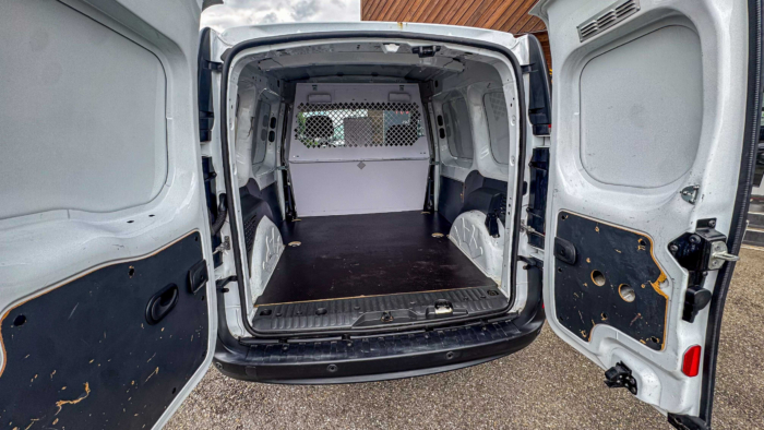 Renault Kangoo Express (2) Confort dCi 90 – Image 6