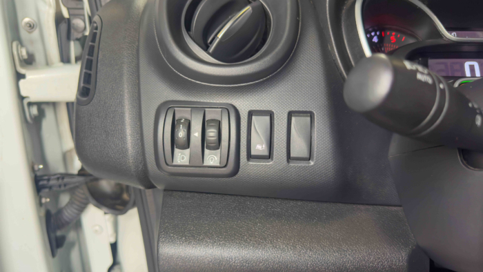 Renault Trafic (3) Fourgon Confort L1H1 1000 Ener dCi 145 – Image 14