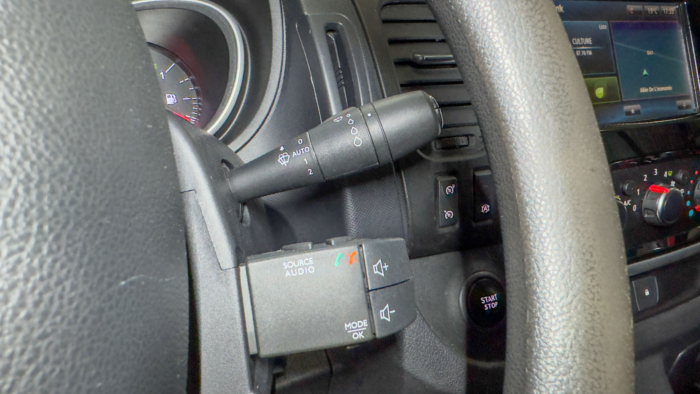 Renault Trafic (3) Fourgon Confort L1H1 1000 Ener dCi 145 – Image 15