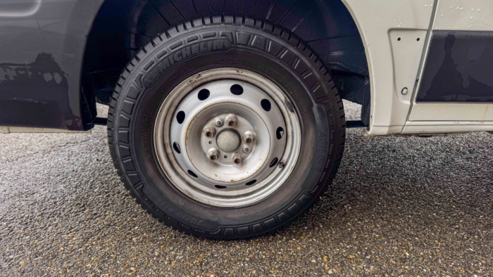 Peugeot Boxer (2) BlueHDi S&S 120 PREMIUM 330 L1H1 – Image 19