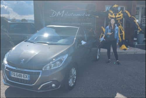 Peugeot 208 Puretech 110 S&S ALLURE 14500 euros