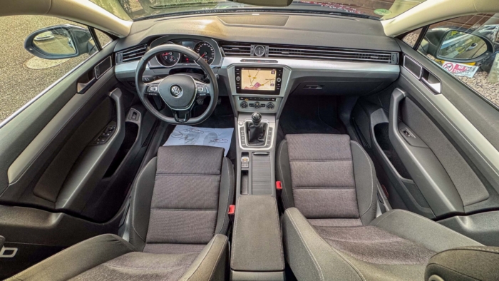 Volkswagen Passat SW (8) 1.8 TSI 180 Confortline – Image 10