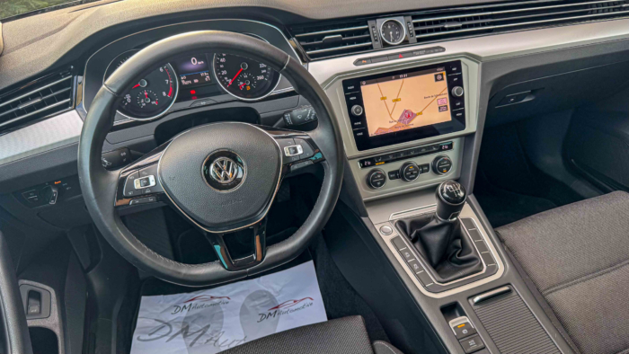 Volkswagen Passat SW (8) 1.8 TSI 180 Confortline – Image 11