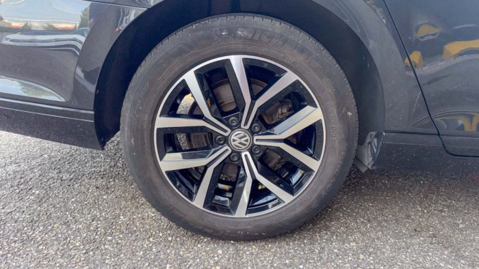 Volkswagen Passat SW (8) 1.8 TSI 180 Confortline – Image 21
