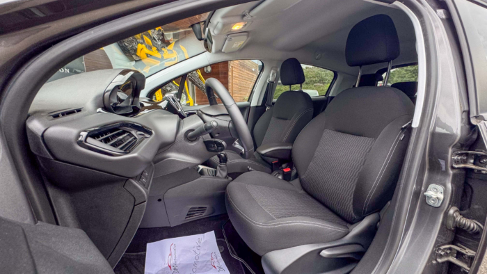 Peugeot 208 Puretech 82 Active – Image 8