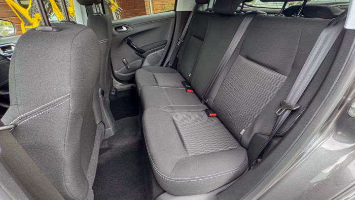Peugeot 208 Puretech 82 Active – Image 9