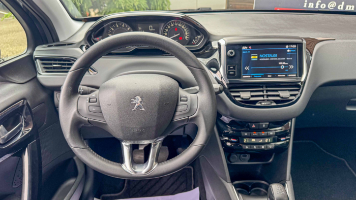Peugeot 208 Puretech 82 Active – Image 11