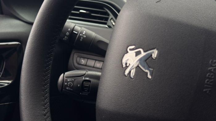 Peugeot 208 Puretech 82 Active – Image 14