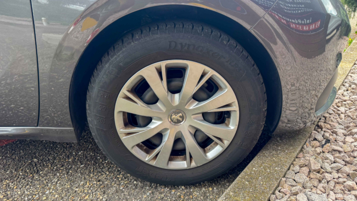 Peugeot 208 Puretech 82 Active – Image 24