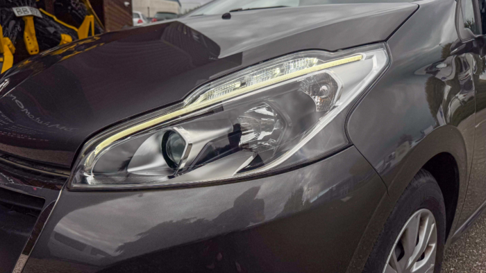 Peugeot 208 Puretech 82 Active – Image 25