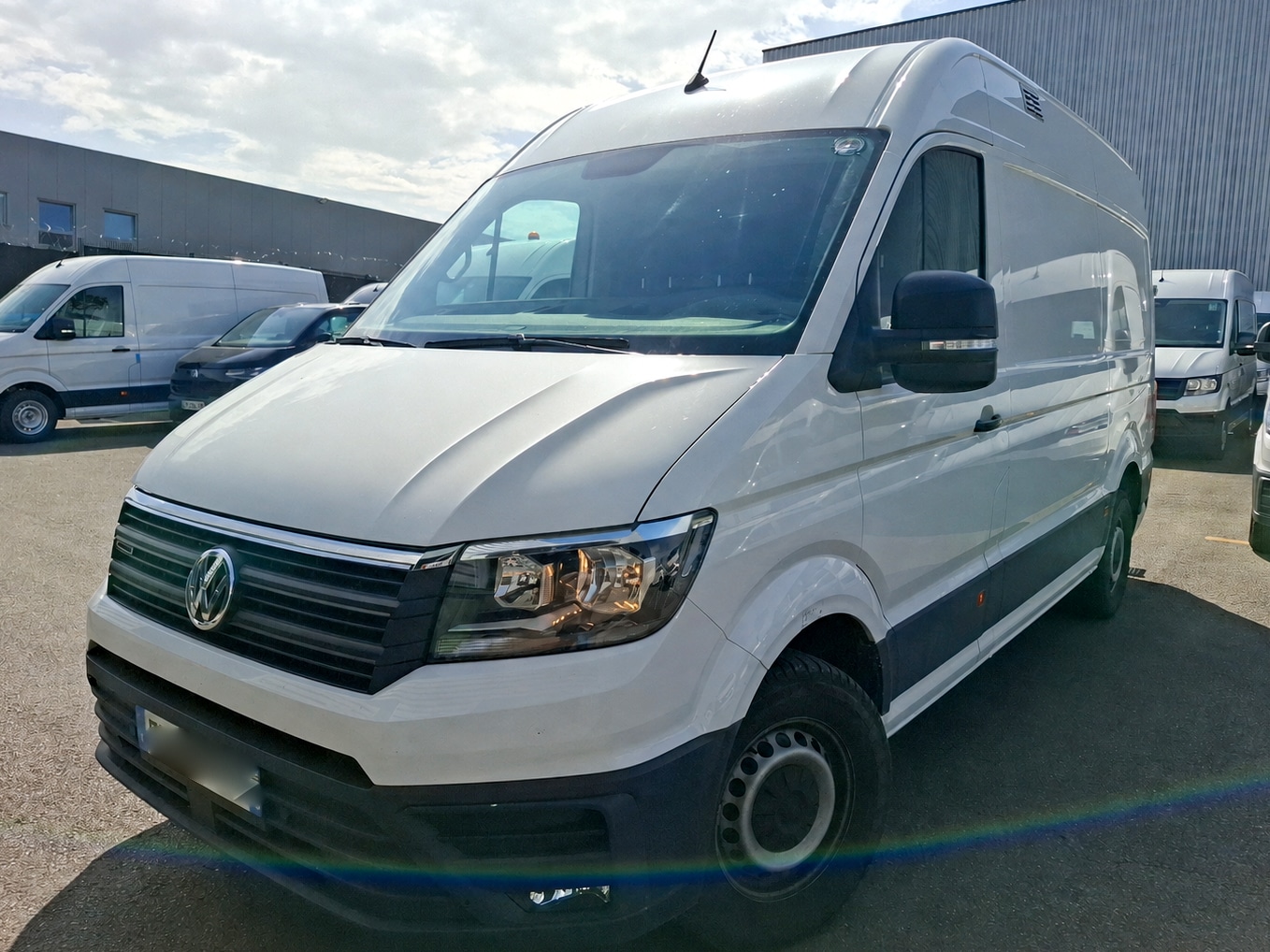 Volkswagen Crafter (2) 2.0TDI 140 30 L3H3 4MO Business Line 34990 euros